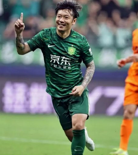 国安足协杯夺冠，主帅盛赞张稀哲为伟大队长楷模
