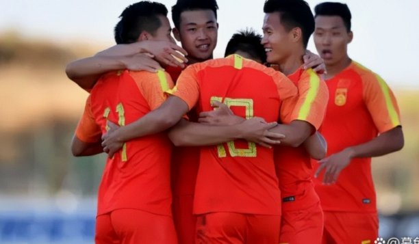中国U19男足1-0胜哥伦比亚再夺土伦杯胜利