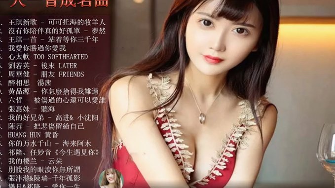 夏奇拉和儿子一起看阿根廷比赛，小家伙长得真像皮克