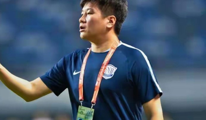 辽宁铁人门将张岩力压群雄当选中超5月最佳