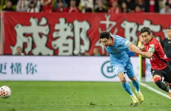 卡约绝杀球助玉昆4-3逆转新鹏城