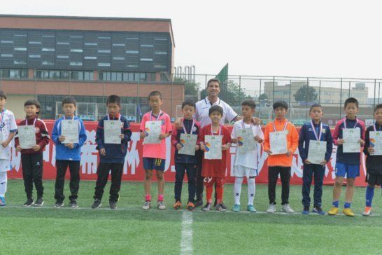 2012年龄段出征星火杯国际青少年足球邀请赛