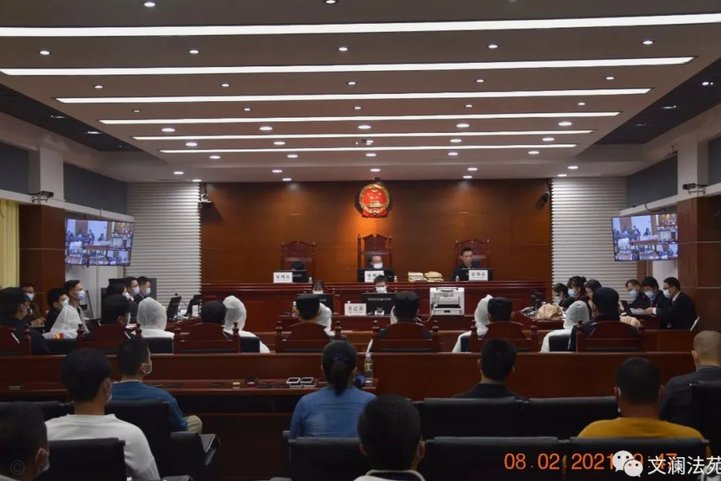 上海德比群殴事件 浦东检察院4人寻衅滋事案听证